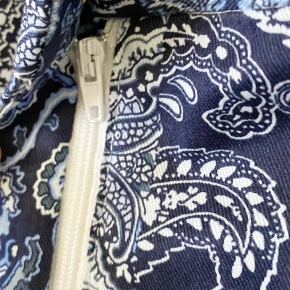 MICHAEL Michael Kors True Navy Paisley Printed Shorts - Picture 6 of 8